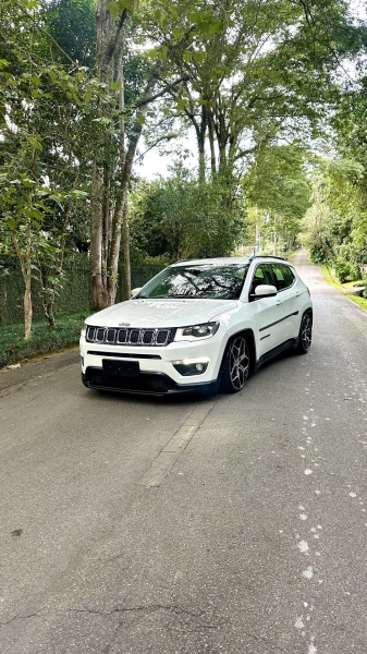 Jeep compass 